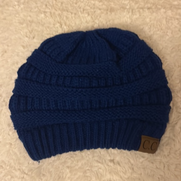C.C. Beanies - Picture 3 of 4